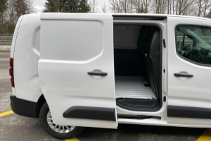 lieferwagen_und_transporter_-_proace_city_van_ev_50_kwh_advanced_long_l2_-_toyota_246497.jpg