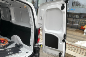 lieferwagen_und_transporter_-_proace_city_van_ev_50_kwh_advanced_long_l2_-_toyota_246506.jpg