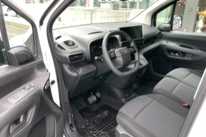 lieferwagen_und_transporter_-_proace_city_van_ev_50_kwh_advanced_long_l2_-_toyota_246507.jpg