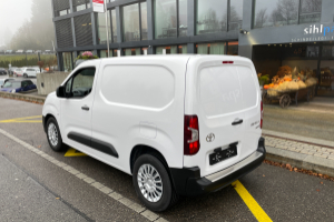 lieferwagen_und_transporter_-_proace_city_van_ev_50_kwh_advanced_medium_l1_-_toyota_246601.jpg