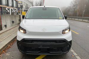 lieferwagen_und_transporter_-_proace_city_van_ev_50_kwh_advanced_medium_l1_-_toyota_246603.jpg