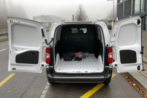 lieferwagen_und_transporter_-_proace_city_van_ev_50_kwh_advanced_medium_l1_-_toyota_246606.jpg