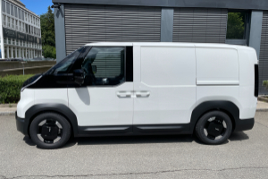 lieferwagen_und_transporter_-_pv5_cargo_71_2_kwh_elite__mit_waermepumpe_mit_2-schiebetueren_-_kia_293525.jpg