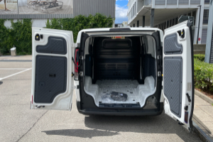 lieferwagen_und_transporter_-_pv5_cargo_71_2_kwh_elite__mit_waermepumpe_mit_2-schiebetueren_-_kia_293528.jpg