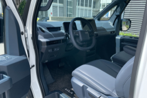 lieferwagen_und_transporter_-_pv5_cargo_71_2_kwh_elite__mit_waermepumpe_mit_2-schiebetueren_-_kia_293533.jpg