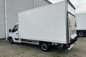lieferwagen_und_transporter_-_renault_master_p35_2_3_blue_dci_165_l4_db___rj_kofferaufbau_-_renault_285913.jpg