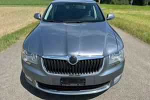 lieferwagen_und_transporter_-_skoda_superb_2_0_tsi_ambition_dsg_-_skoda_300298.jpg