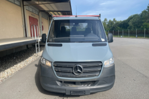 lieferwagen_und_transporter_-_sprinter_315_cdi_standard_fwd_mit_pritsche_und_ahk_-_mercedes_246323.jpg