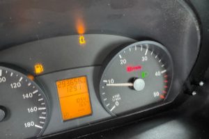 lieferwagen_und_transporter_-_sprinter_316_cdi_-_mercedes_251511.jpg