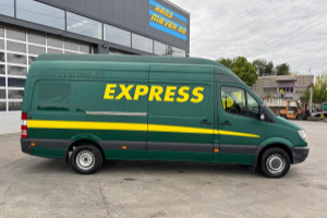 lieferwagen_und_transporter_-_sprinter_316cdi_-_mercedes_254966.jpg
