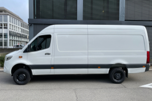 lieferwagen_und_transporter_-_sprinter_319_cdi_lang_9g-tronic_4x4_allrad_-_mercedes_305679.jpg
