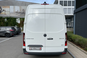lieferwagen_und_transporter_-_sprinter_319_cdi_lang_9g-tronic_4x4_allrad_-_mercedes_305681.jpg