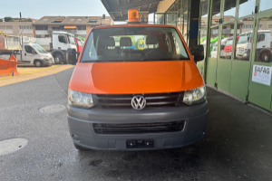 lieferwagen_und_transporter_-_t5_transporter_-_vw_246538.jpg