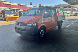 lieferwagen_und_transporter_-_t5_transporter_-_vw_246548.jpg