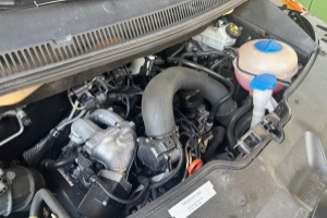 lieferwagen_und_transporter_-_t5_transporter_-_vw_246559.jpg