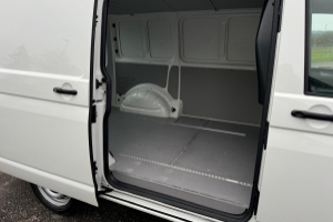 lieferwagen_und_transporter_-_t6_2_0tdi_150ps_-_vw_204957.jpg