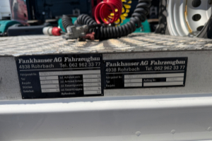 lieferwagen_und_transporter_-_tge_3_180_4x2__-_man_294311.jpg