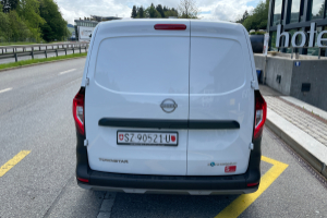 lieferwagen_und_transporter_-_townstar_ev45_kwh_22kw_l2_acenta_-_nissan_242626.jpg
