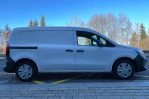 lieferwagen_und_transporter_-_townstar_ev45_kwh_22kw_l2_acenta_mit_ahk_-_nissan_293508.jpg