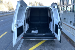 lieferwagen_und_transporter_-_townstar_ev45_kwh_22kw_l2_acenta_mit_ahk_-_nissan_293512.jpg