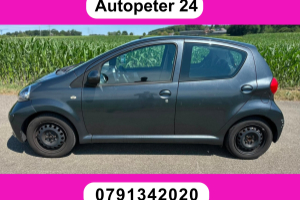 lieferwagen_und_transporter_-_toyota_aygo_1_0_linea_luna_-_toyota_300278.jpg