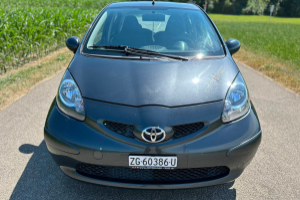 lieferwagen_und_transporter_-_toyota_aygo_1_0_linea_luna_-_toyota_300280.jpg