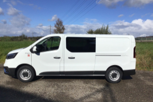 lieferwagen_und_transporter_-_trafic_dci170__l2_h1__9-gang__automatikgetriebe__euro_6e_-_renault_293462.jpg