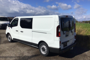 lieferwagen_und_transporter_-_trafic_dci170__l2_h1__9-gang__automatikgetriebe__euro_6e_-_renault_293463.jpg