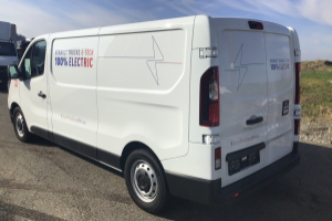 lieferwagen_und_transporter_-_trafic_e-tech__l2_h1__90_kw___elektro_-_renault_217890.jpg