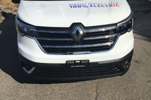 lieferwagen_und_transporter_-_trafic_e-tech__l2_h1__90_kw___elektro_-_renault_217893.jpg