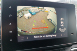 lieferwagen_und_transporter_-_trafic_red_ev52_22kw_l2h1_-_renault_170539.jpg