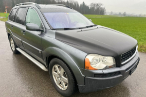 lieferwagen_und_transporter_-_volvo_xc90_2_4_awd_d5_-_volvo_300381.jpg