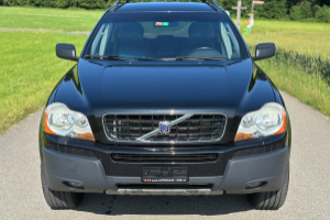 lieferwagen_und_transporter_-_volvo_xc90_2_5t_awd_momentum_-_volvo_257079.jpg