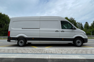 lieferwagen_und_transporter_-_vw_crafter_35_2_0_bitdi_l4_4motion_kastenwagen_-_vw_243564.jpg