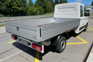 lieferwagen_und_transporter_-_vw_crafter_35_2_0_tdi_l4_4motion_pritsche_doppelkabine_-_vw_246664.jpg