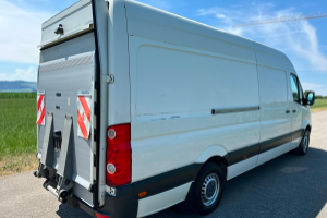 lieferwagen_und_transporter_-_vw_crafter_35l_2_0_tdi_cr_-_vw_300569.jpg