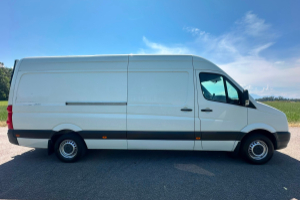 lieferwagen_und_transporter_-_vw_crafter_35l_2_0_tdi_cr_-_vw_300570.jpg