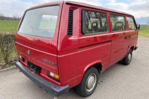 lieferwagen_und_transporter_-_vw_t3_2_1_caravelle_c_-_vw_300407.jpg