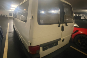 lieferwagen_und_transporter_-_vw_t4_multivan_2_5tdi_abs_-_vw_308013.jpg