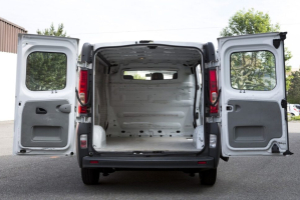 lieferwagen_und_transporter_-_zuegelbus_-_others_255098.jpg