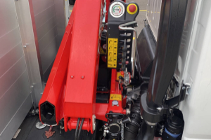 m21-f-dr-19-ddi-tt-kran-fassi-bruecke-bridge-isuzu_175507.jpg