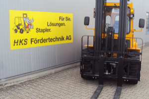 manforce-35-4wd-rough-terrain-forklift-truck-others_165601.jpg