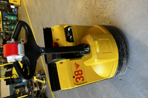 mp16-warehouse-transporter-yale_182696.jpg
