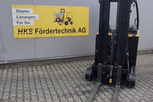 mr20-warehouse-stacker-yale_216568.jpg