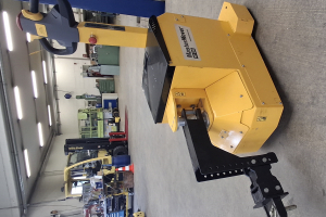 mt200-terminal-tractors-master-mover_219811.jpg