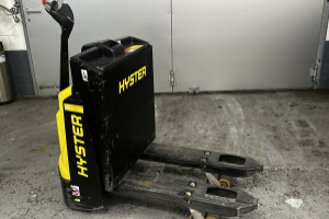 p16-warehouse-transporter-hyster_168456.jpg