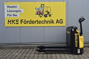 p16-warehouse-transporter-hyster_293274.jpg