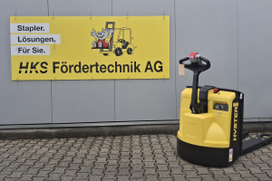 p16-warehouse-transporter-hyster_293285.jpg