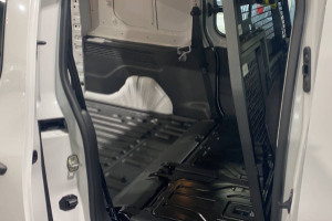 partner-kaw-1000-long-pro-vertiefte-kabine-panel-van-peugeot_176052.jpg