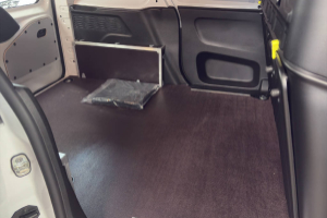 partner-kaw-650-standard-15-bluehdi-130-ss-panel-van-peugeot_291463.jpg